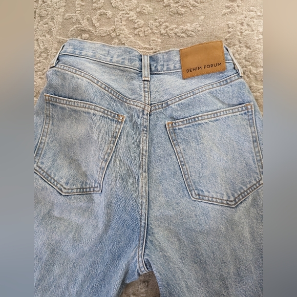 Aritzia Denim Forum The Boyfriend High Rise Loose jeans - Picture 4 of 7